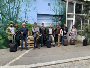 Serialetic vous accompagne dans la création d'étiquettes autocollantes personnalisées professionnelles 3 depart seminaire 20 ans