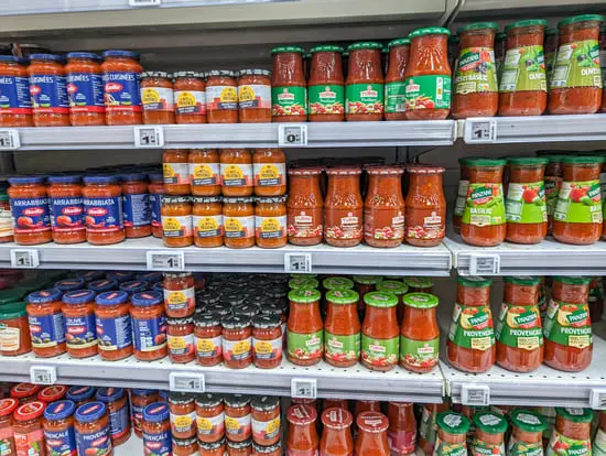 L’utilisation des étiquettes adhésives dans le secteur agro-alimentaire 1 produits alimentaires en rayon