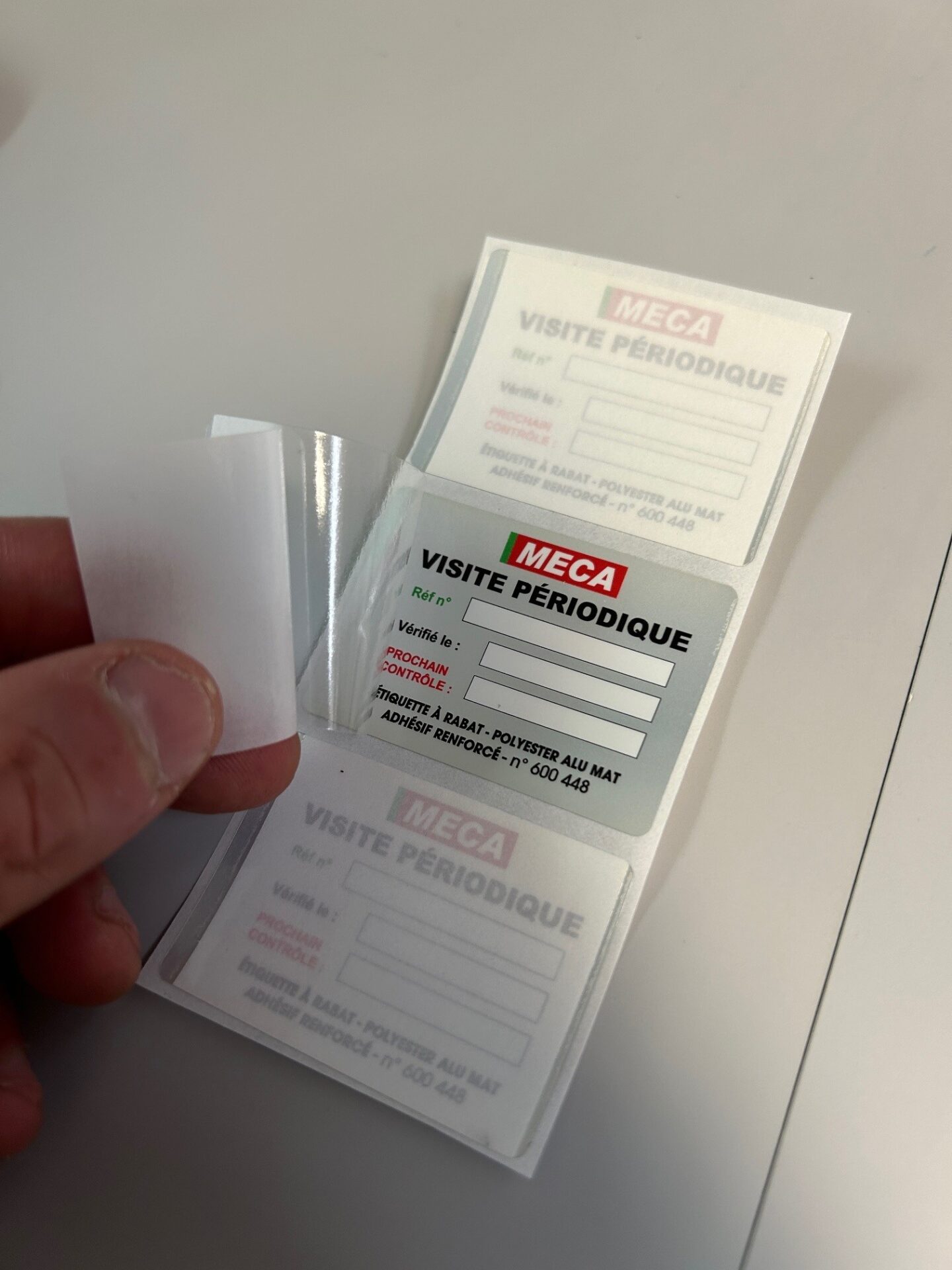 Étiquettes à rabats 1 Étiquettes à rabats